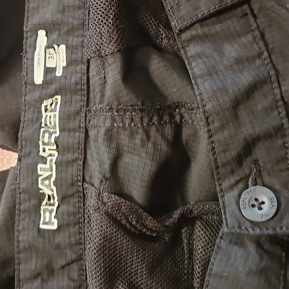 Realtree shorts - Picture 4 of 4
